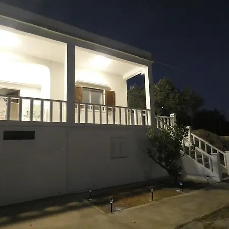 Σπίτι διακοπών Santina's House Ποσειδωνία