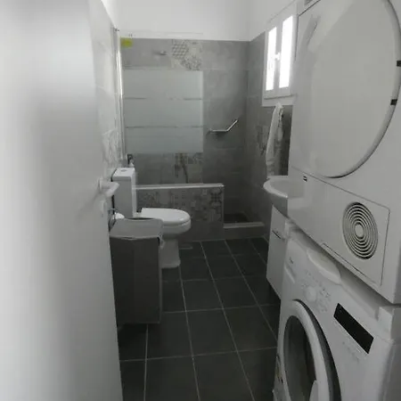 Santina's House Posidhonía